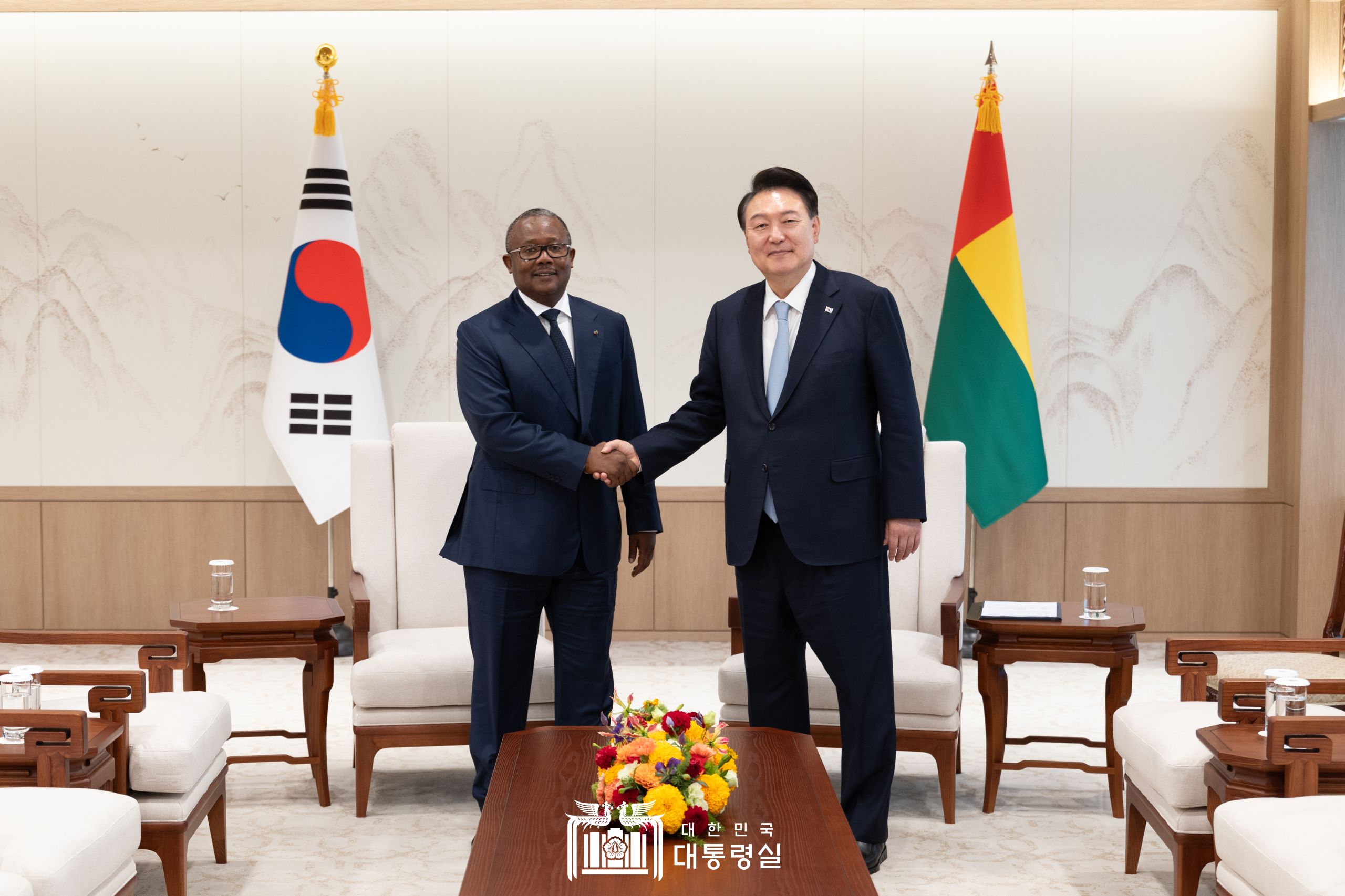 윤석열&nbsp;대통령, 한-아프리카 정상회의 계기 4개 아프리카 국가 정상들과 양자회담 개최(6.3 오후)
