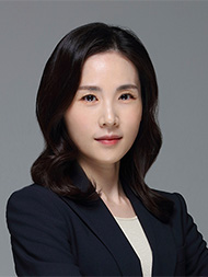 제2차관 김진아 사진